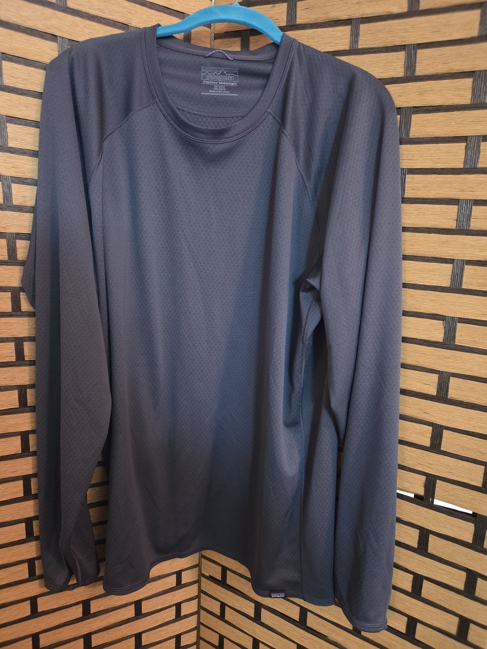 Patagonia Men's Long Sleeve Performance Tee - Dark Gray